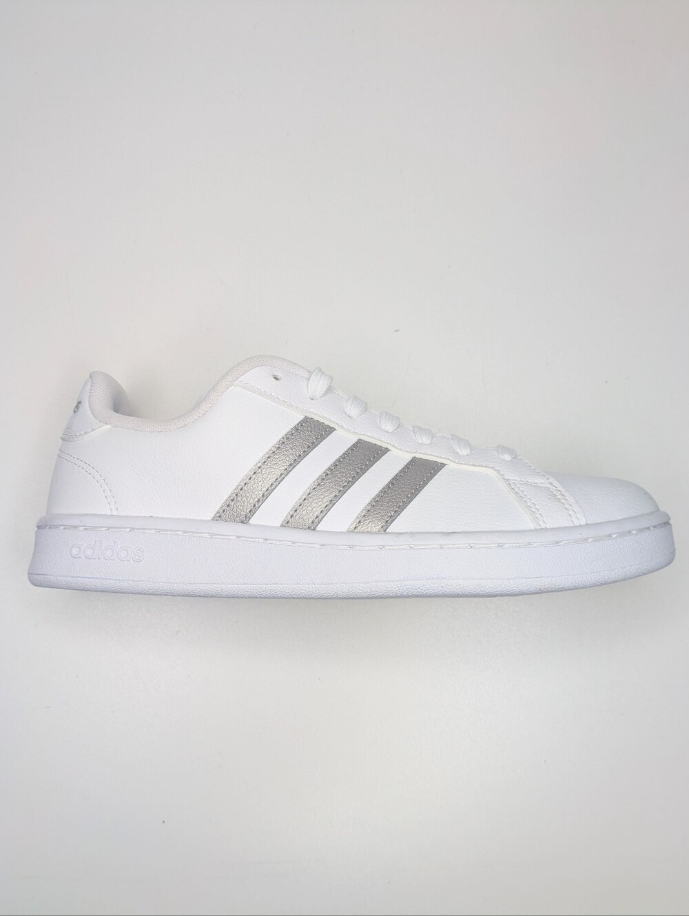 Adidas Grand Court Sneakers Tennis Shoes White Silver Metallic Women's Size 8